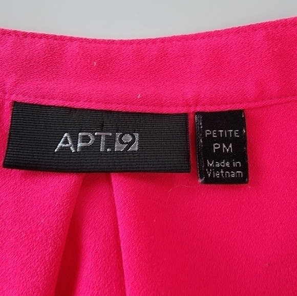 EUC Apt9 Hot Pink Sleeveless Buttonfront Blouse Size PM - Picture 7 of 9